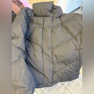 NWT aritzia cloud puff